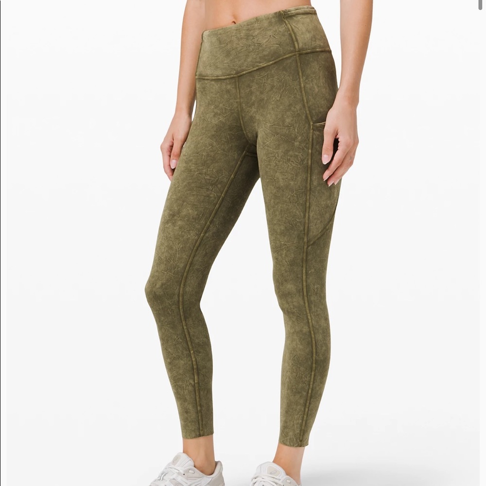NWT Lululemon Fast And Free HR 25" Tight Ice Dye